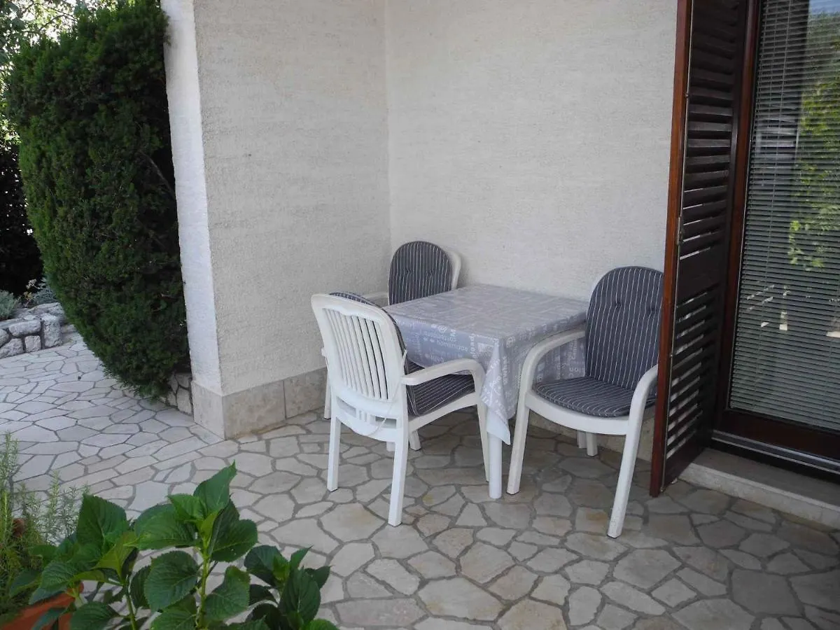 Apartments In Dramalj 13781
