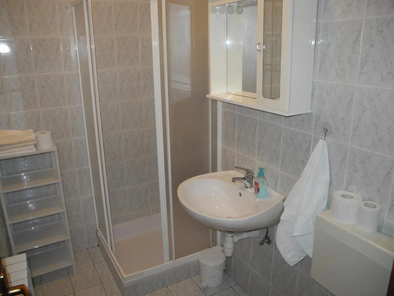 Apartments In Dramalj 13781 Croazia